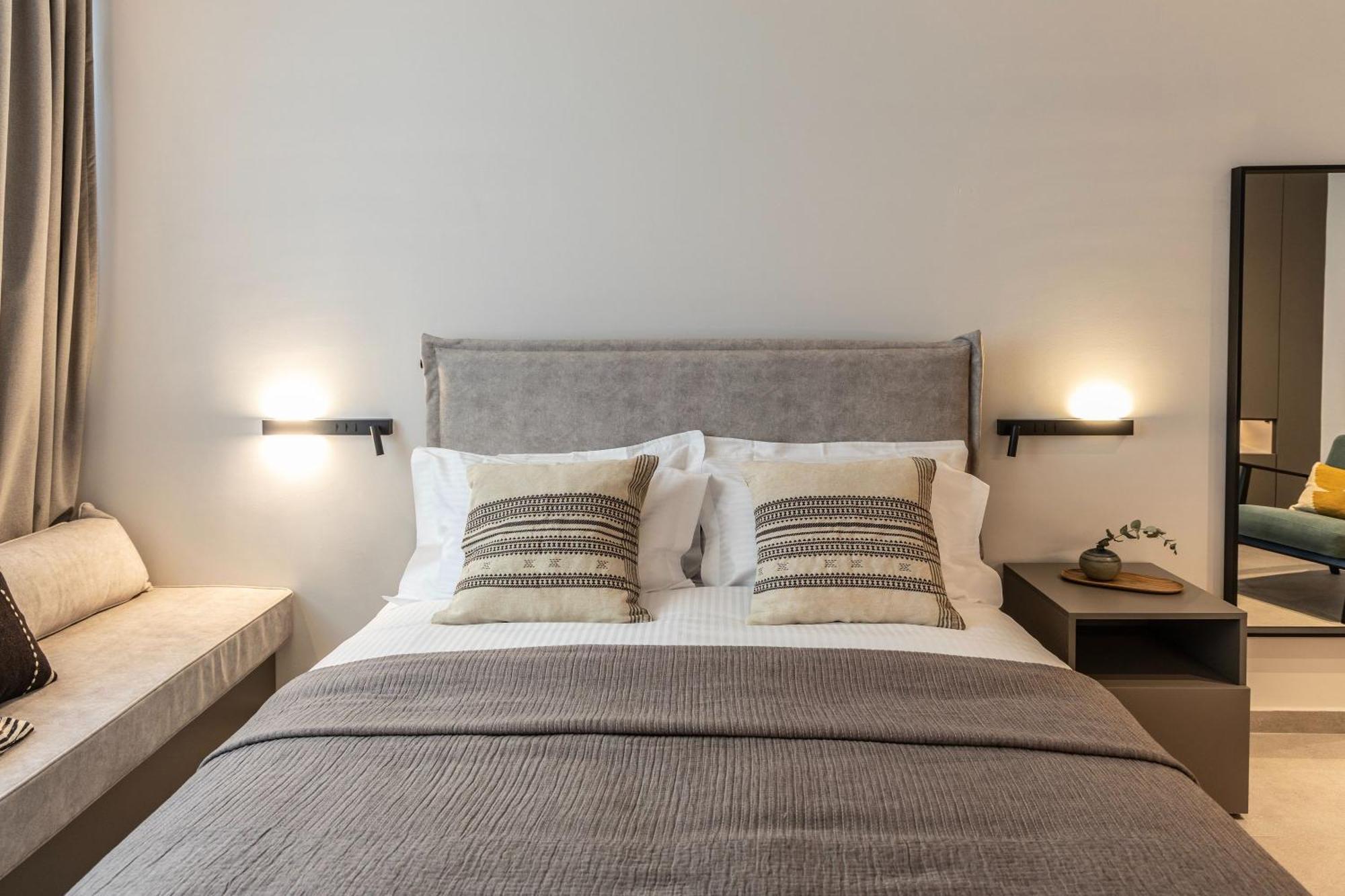 Celestial Athens Suites At Praxitelous Ngoại thất bức ảnh