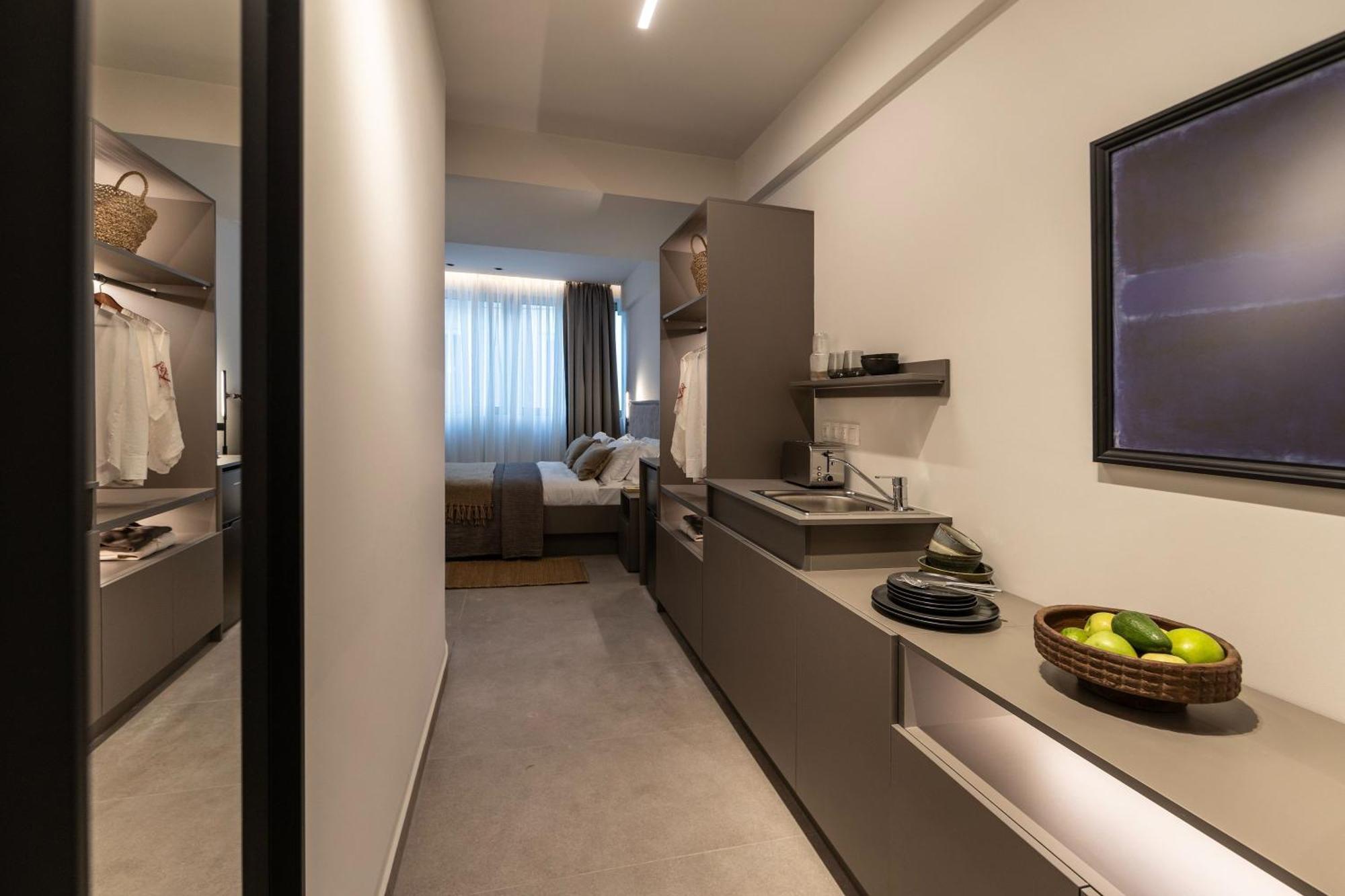 Celestial Athens Suites At Praxitelous Ngoại thất bức ảnh