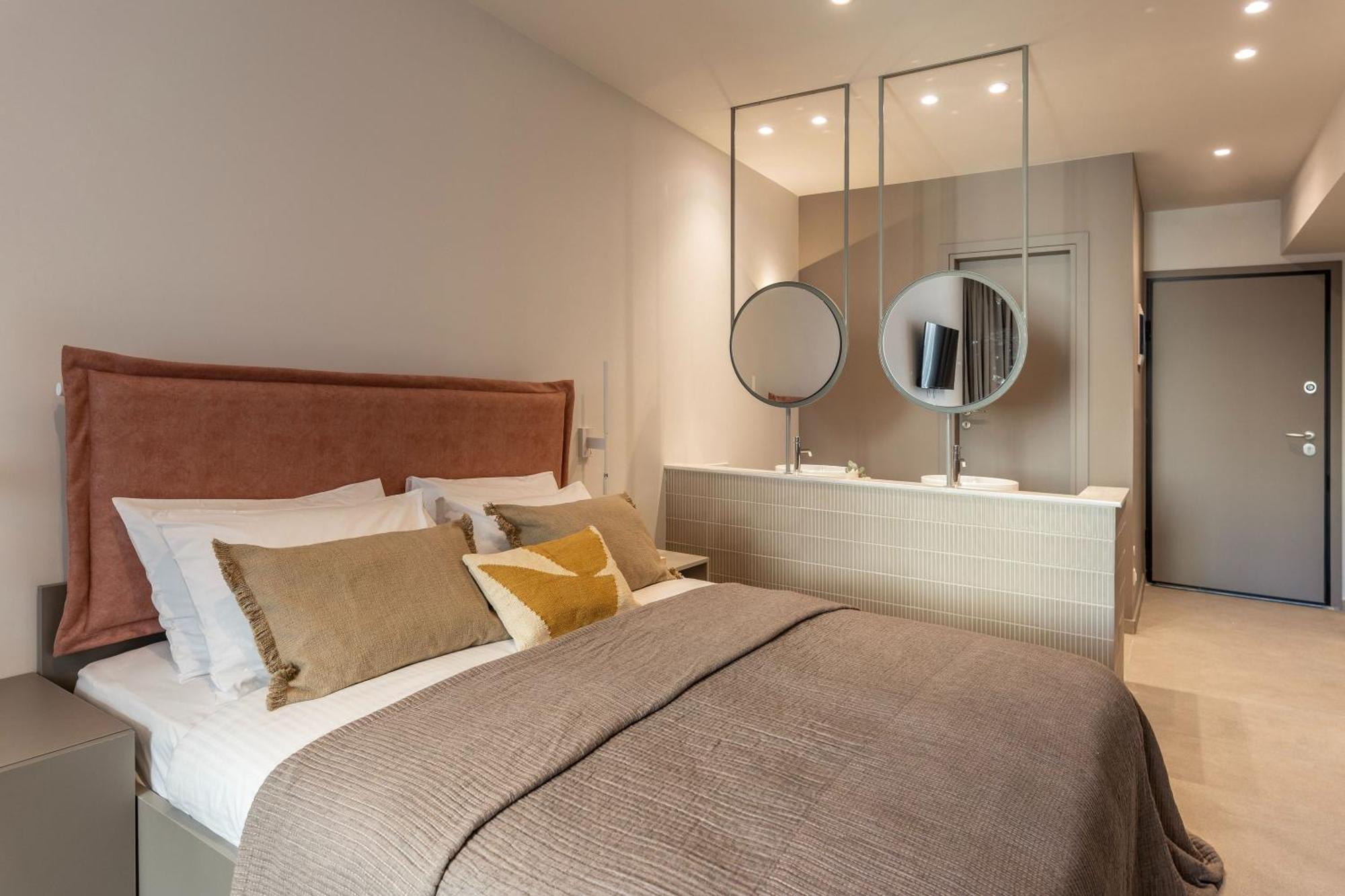 Celestial Athens Suites At Praxitelous Ngoại thất bức ảnh