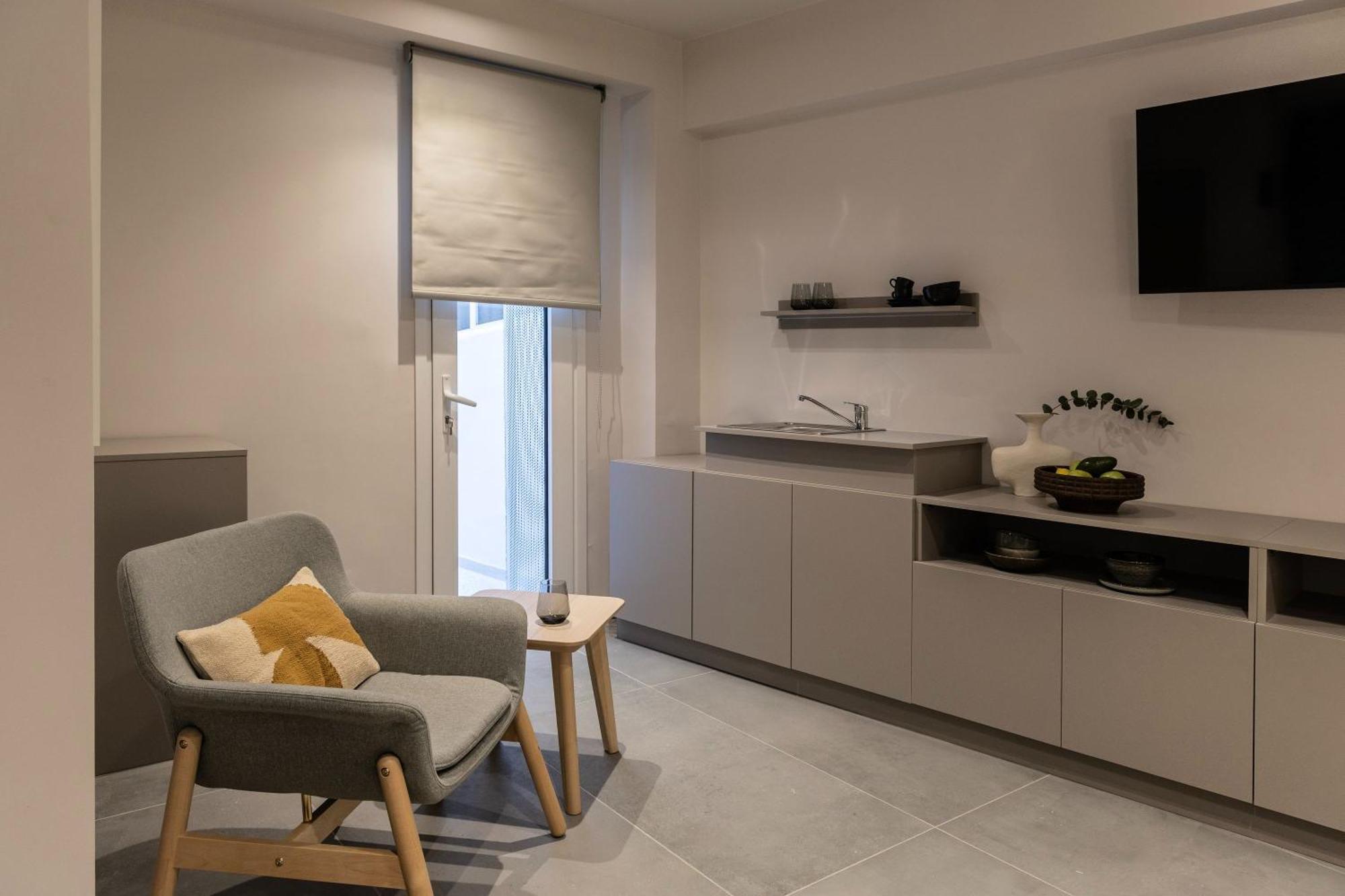 Celestial Athens Suites At Praxitelous Ngoại thất bức ảnh