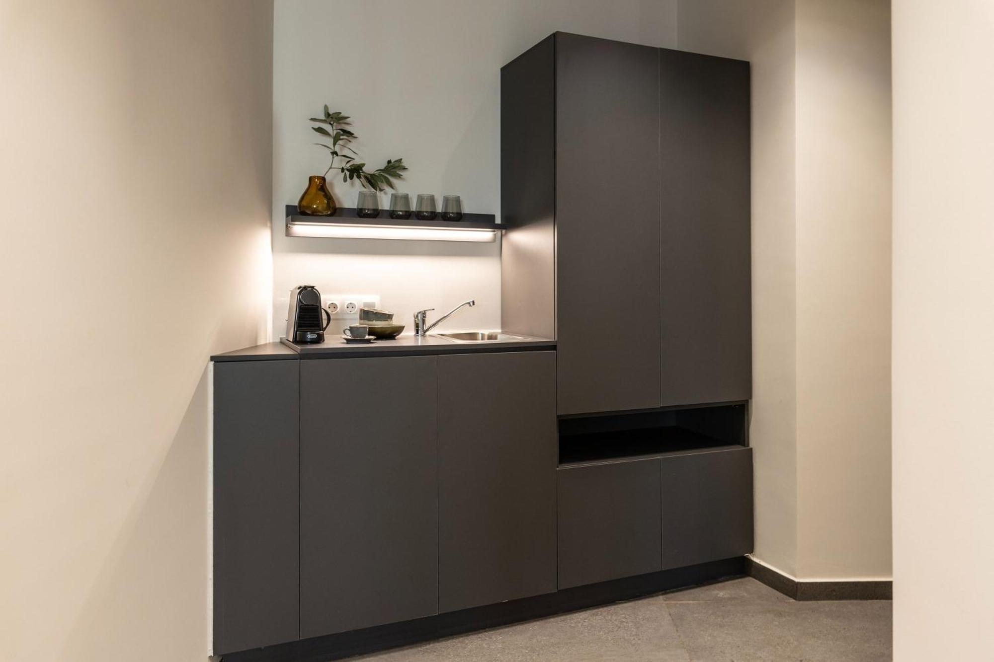Celestial Athens Suites At Praxitelous Ngoại thất bức ảnh