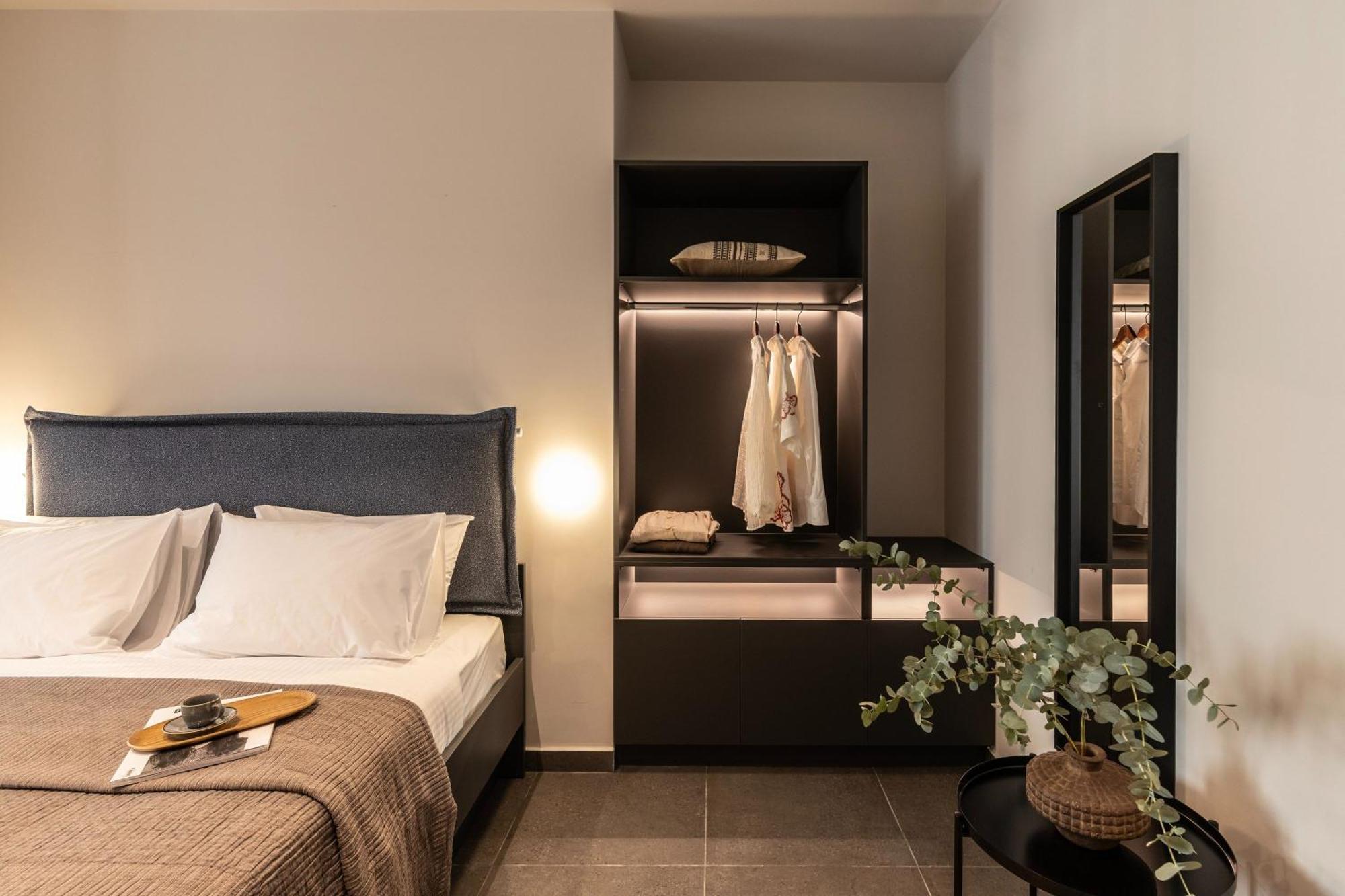 Celestial Athens Suites At Praxitelous Ngoại thất bức ảnh